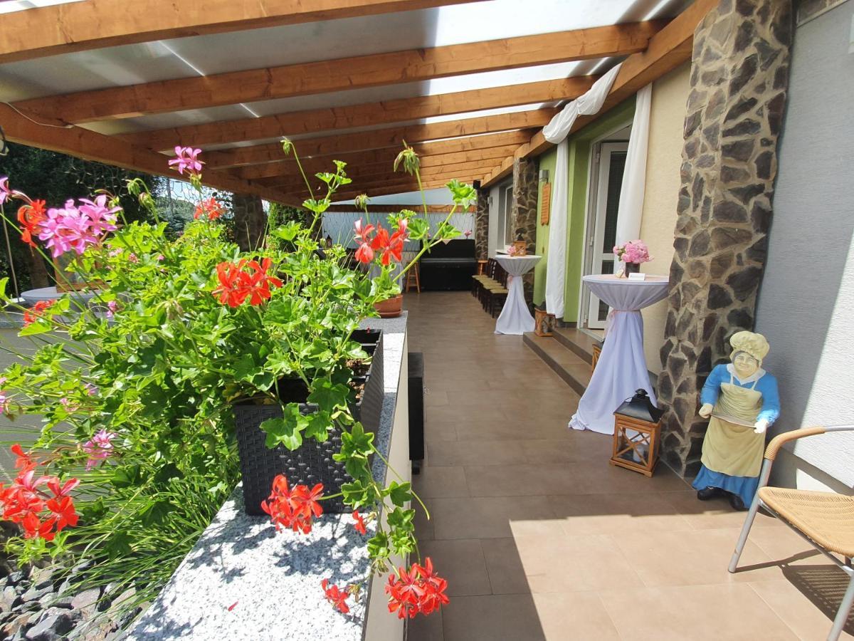Agropenzion 7Divov Dolna Krupa Dış mekan fotoğraf
