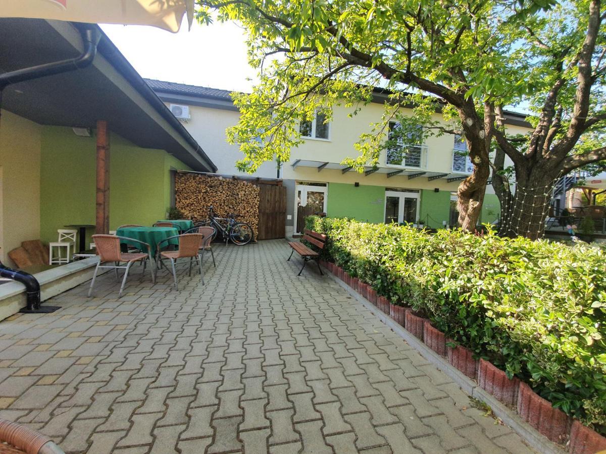 Agropenzion 7Divov Dolna Krupa Dış mekan fotoğraf
