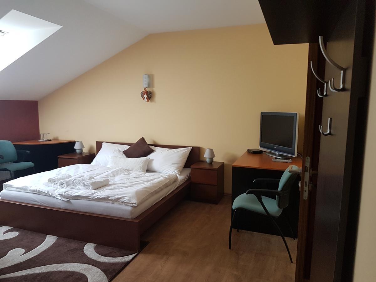 Agropenzion 7Divov Dolna Krupa Dış mekan fotoğraf