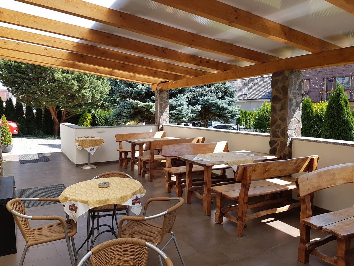 Agropenzion 7Divov Dolna Krupa Dış mekan fotoğraf